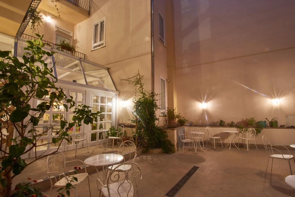 Cas'E Charming House Hotel Caserta Luaran gambar