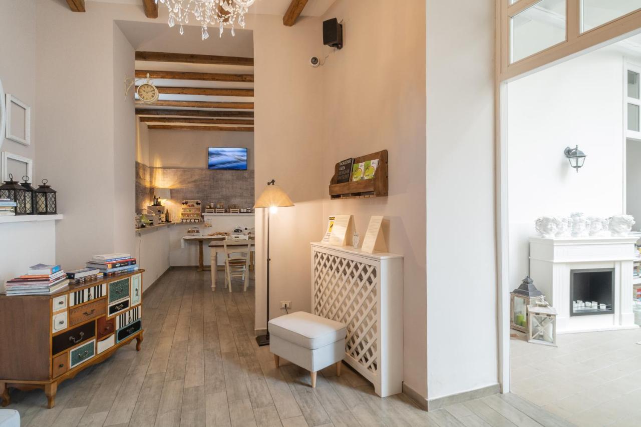 Cas'E Charming House Hotel Caserta Luaran gambar