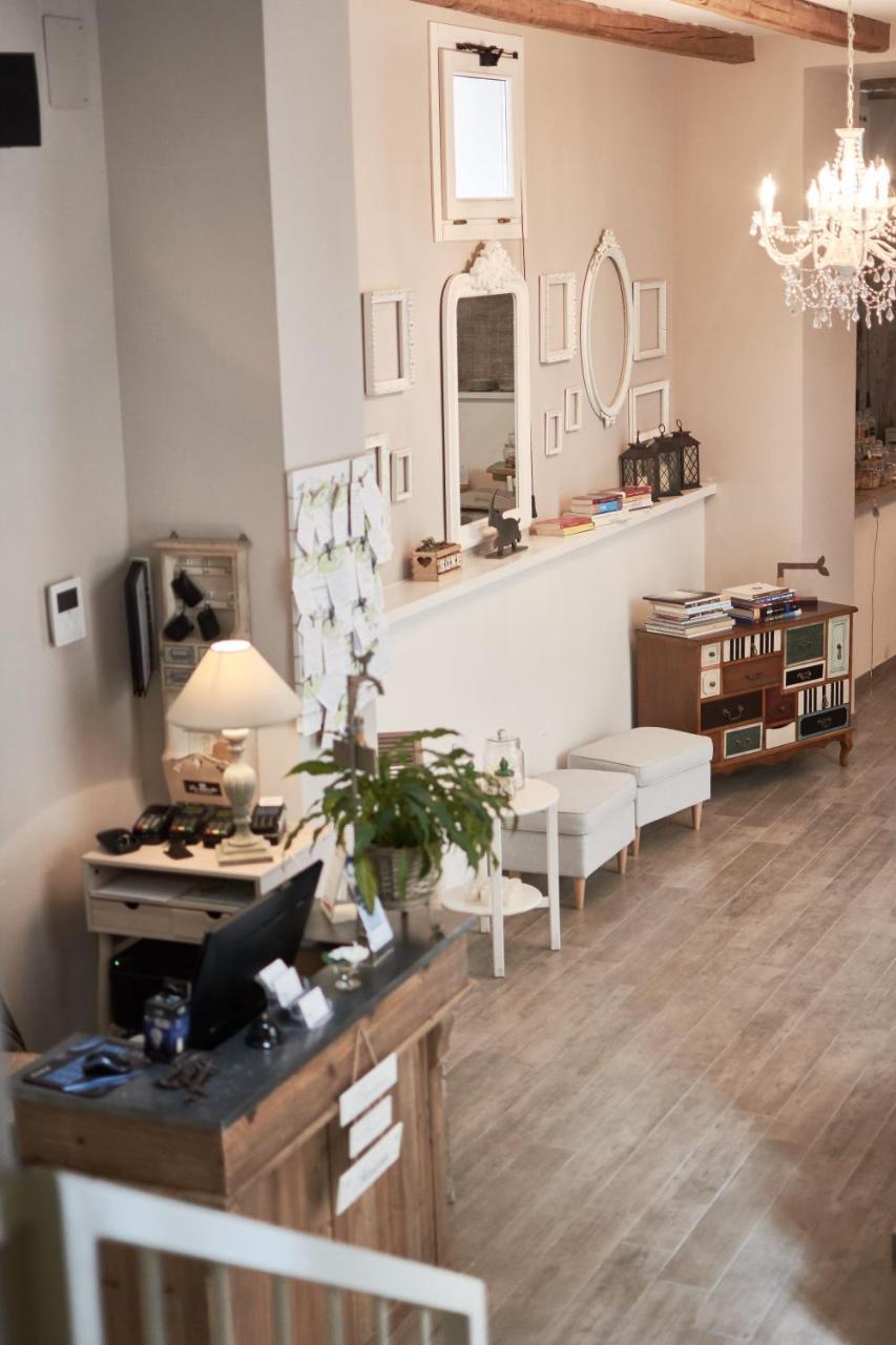 Cas'E Charming House Hotel Caserta Luaran gambar